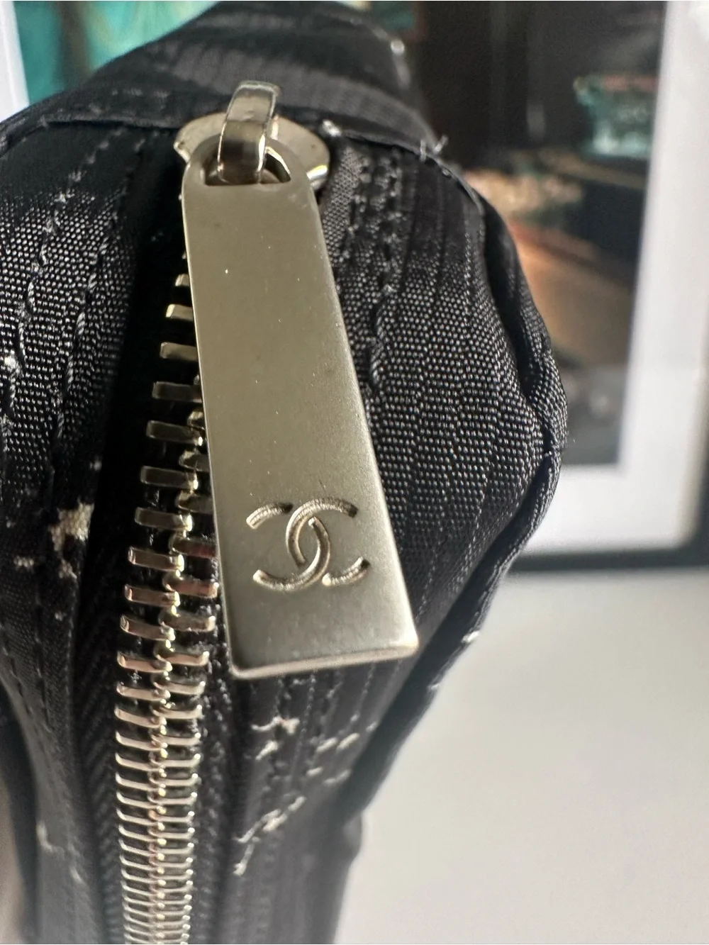 CHANEL Vintage Travel Line Jewelry Case Pouch Black Nylon Zip Organizer A11824